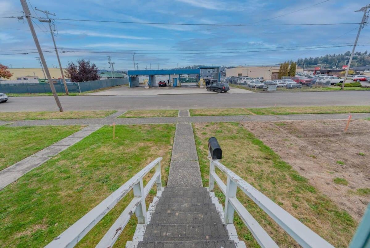 #Stayinmydistrict Coos Bay Cypress Cottage Экстерьер фото